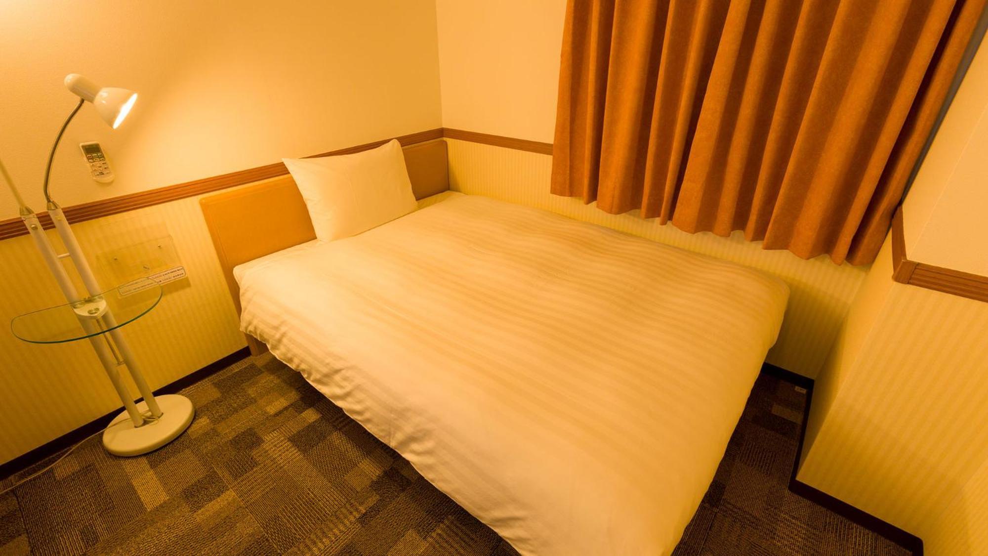 Toyoko Inn Oita Ekimae Værelse billede